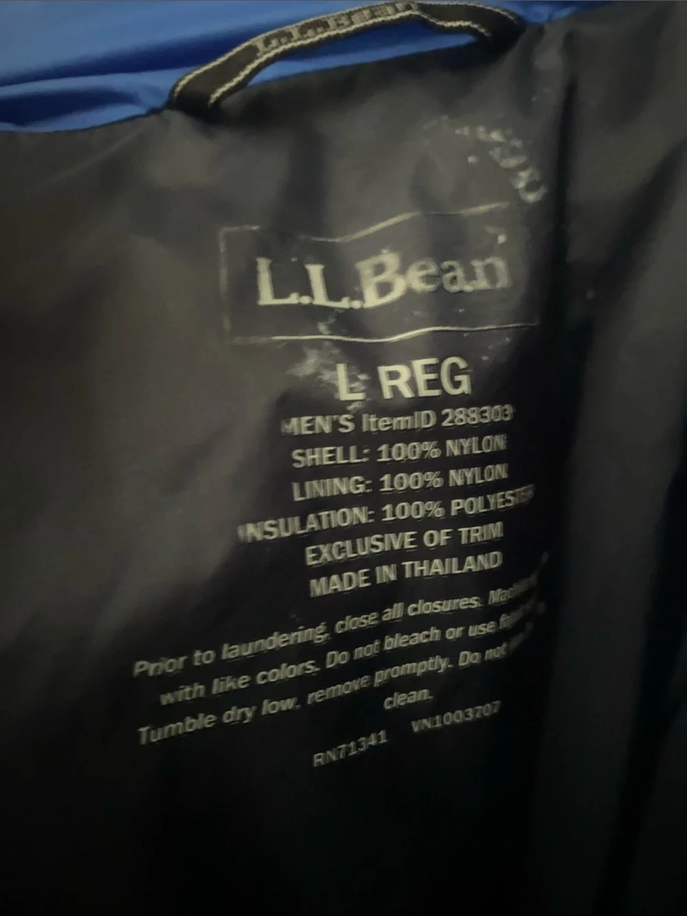 L.L. Bean Men's Blue Quilted Stowaway Lightweight Jacket